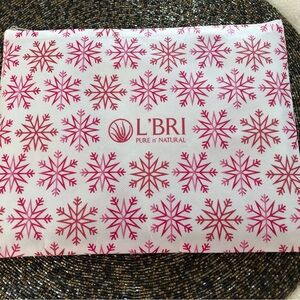 L'BRI Satin Pillowcase